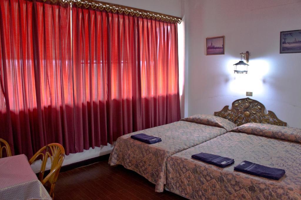 Royal Jommanee Hotel Nongkhai Nong Khai Zimmer foto